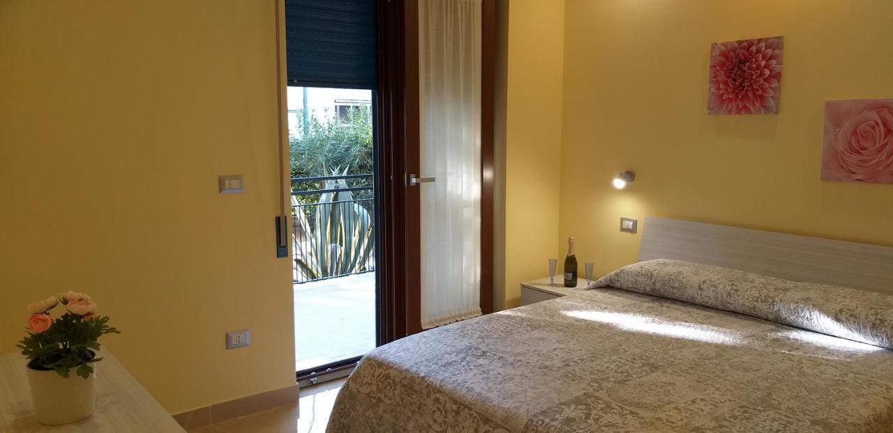 Pompei Center Life Atmosphere 외부 사진